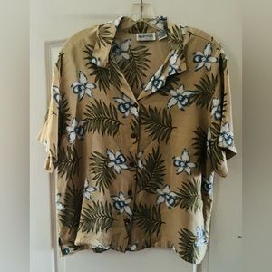 Women’s XL Apparenza Button Down Blouse Short Sleeve Beige Tan Floral Shirt